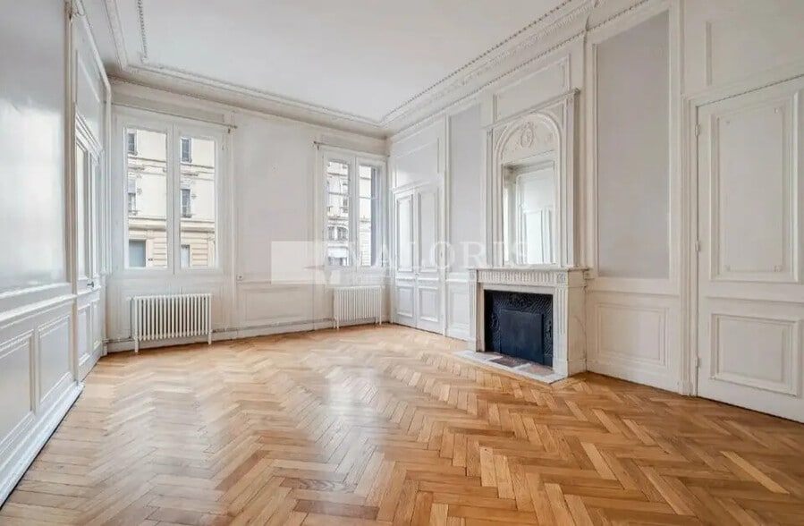 Office in Lyon for sale - Interior Photo - Image 3 of 6