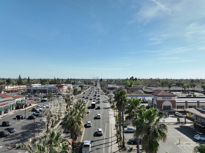 2917-2999 Fulton Ave, Sacramento, CA for sale - Building Photo - Image 3 of 19