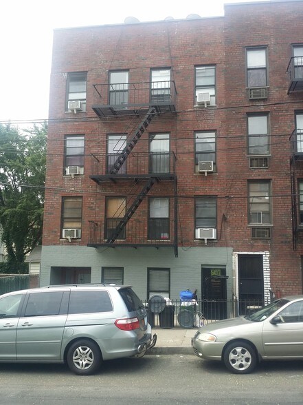 4268 Ketcham St, Elmhurst, NY for sale - Building Photo - Image 1 of 1