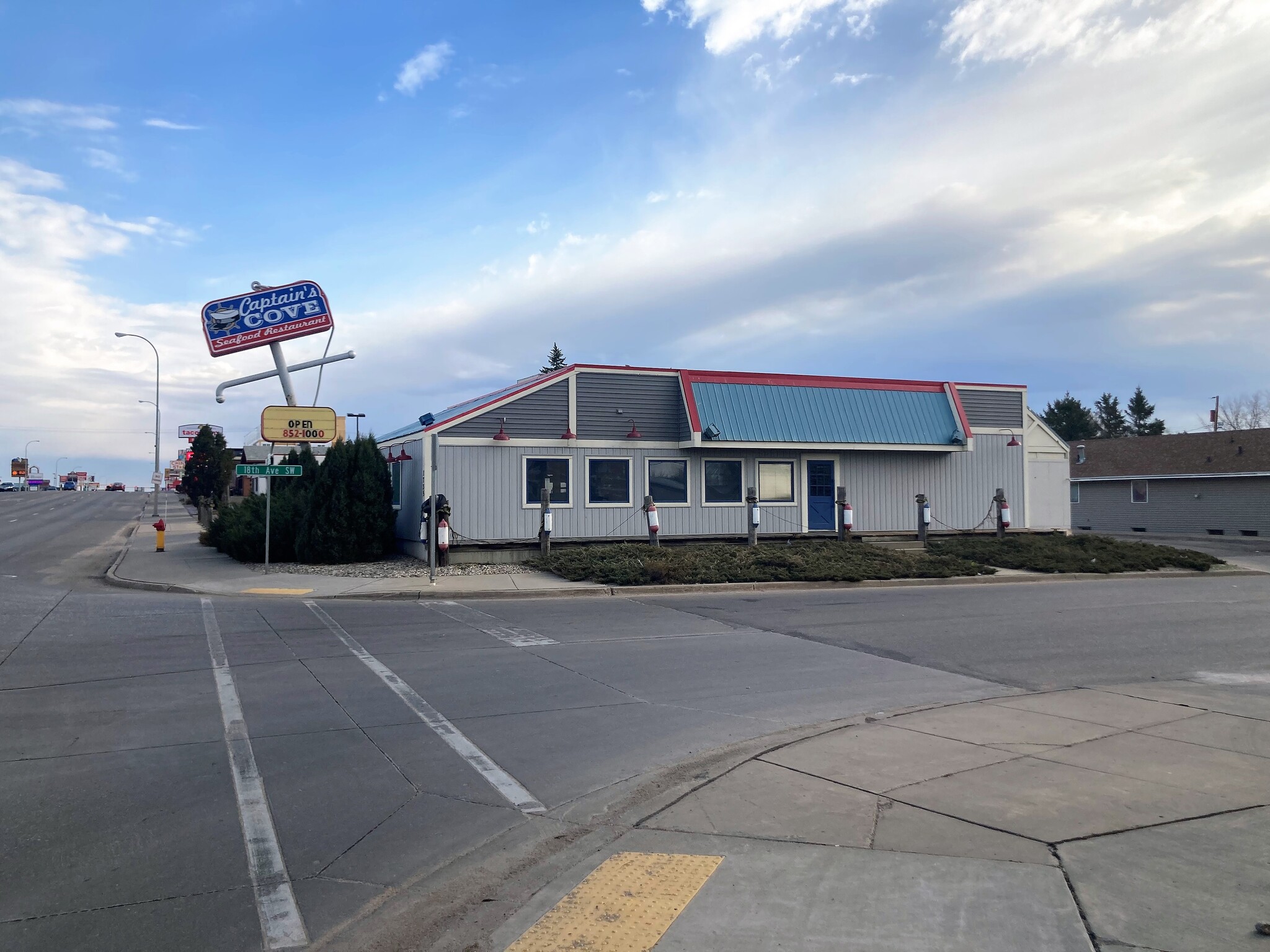 1735 S Broadway, Minot, ND for sale Building Photo- Image 1 of 1