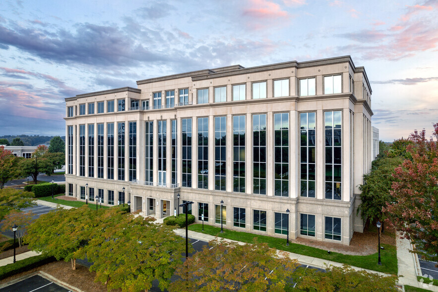 14045 Ballantyne Corporate Pl, Charlotte, NC for lease - Building Photo - Image 1 of 11