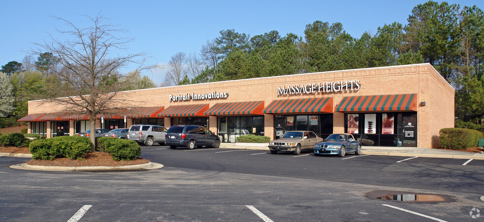 111-117 Crossroads Blvd, Cary, NC for sale - Building Photo - Image 1 of 1