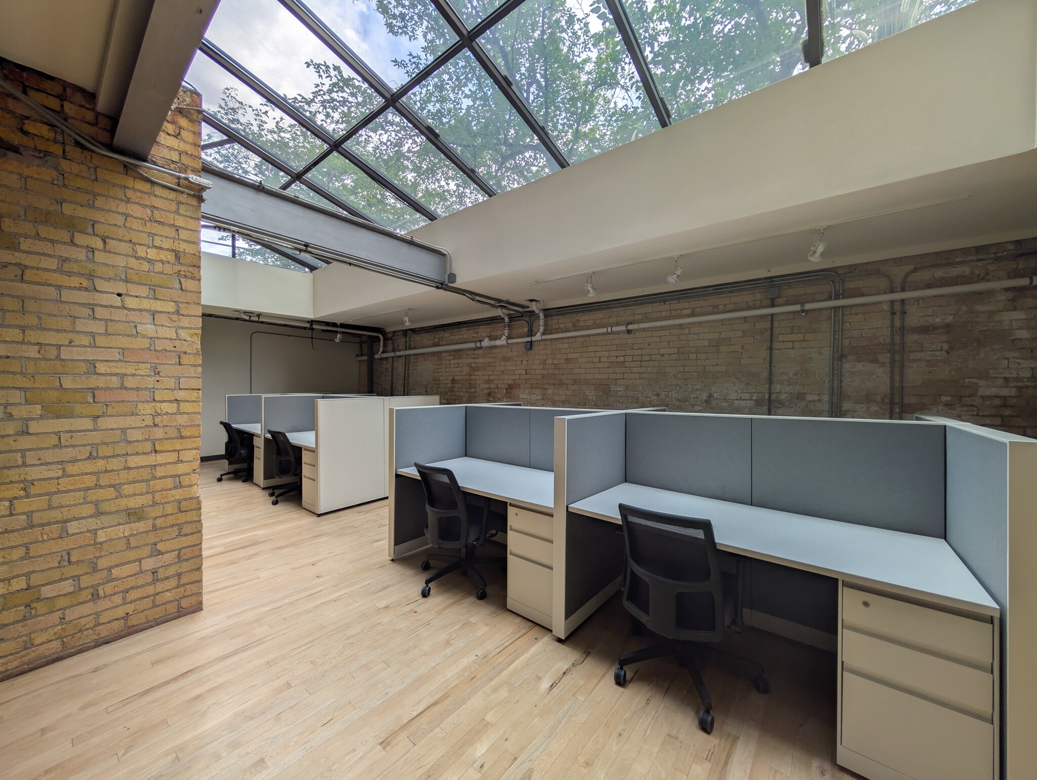 175 W 200 S, Salt Lake City, UT for lease Interior Photo- Image 1 of 11