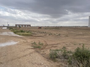 167 Kelly Rd, Carlsbad, NM for lease Building Photo- Image 2 of 11