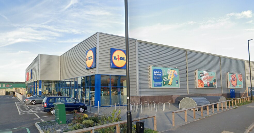 Hayes Rd, Southall for sale - Primary Photo - Image 1 of 1