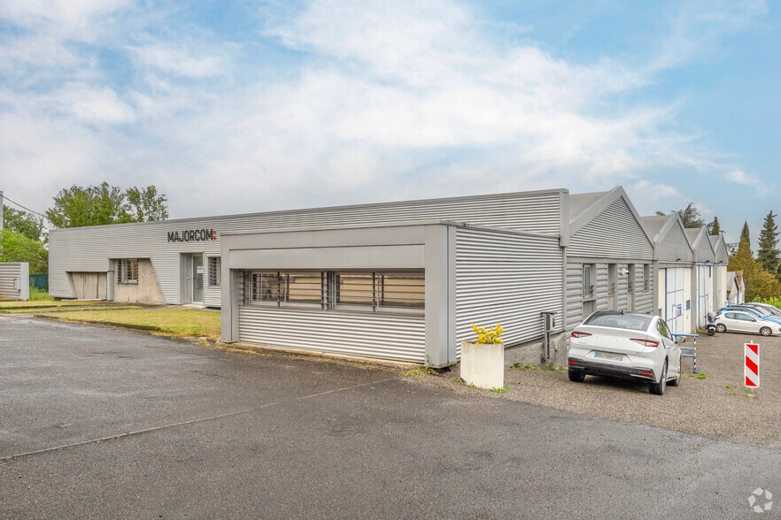 56 Chemin De La Flambère, Toulouse for sale - Building Photo - Image 2 of 2