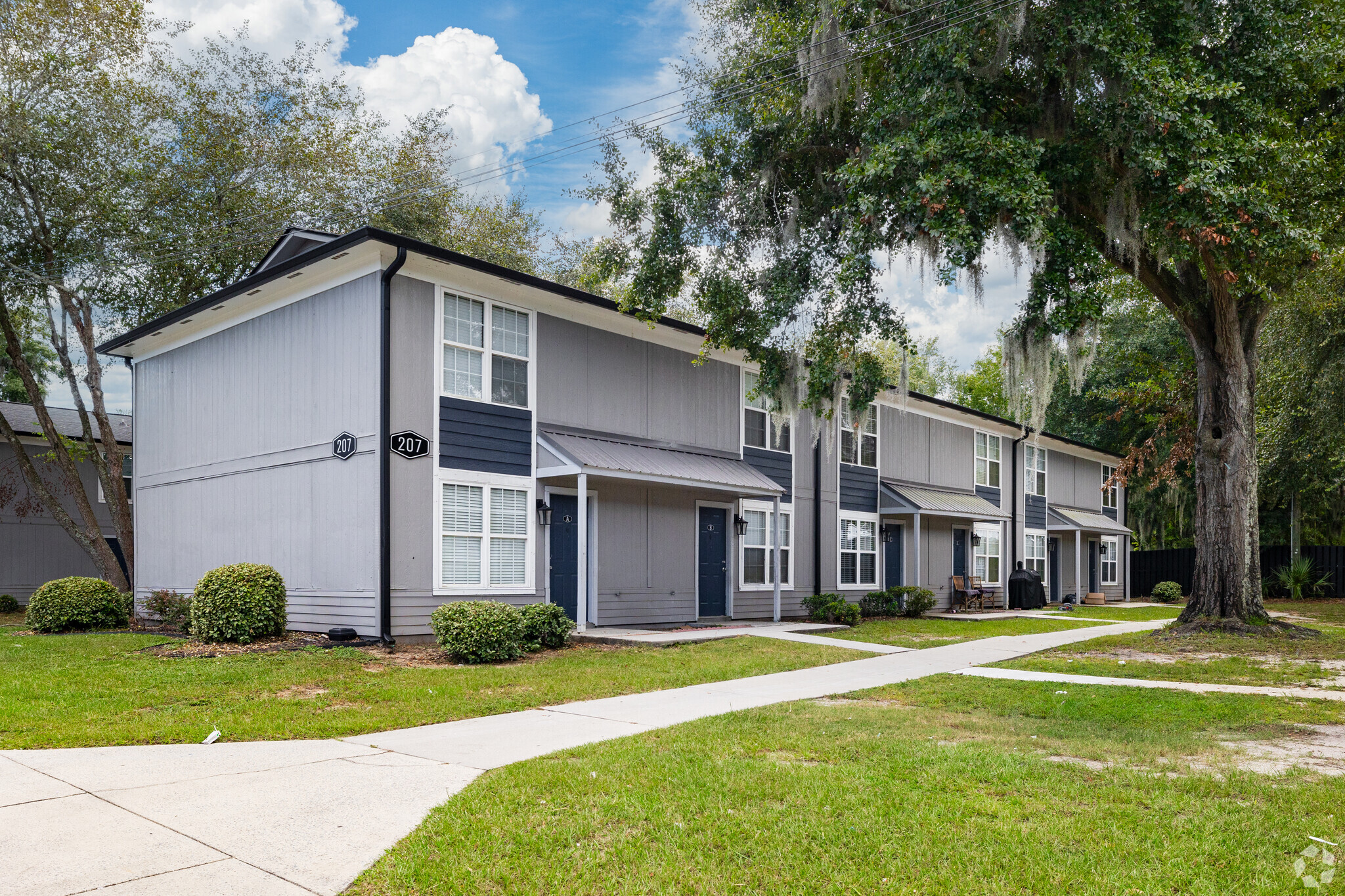 200 Hampstead Ave, Savannah, GA for sale Primary Photo- Image 1 of 1