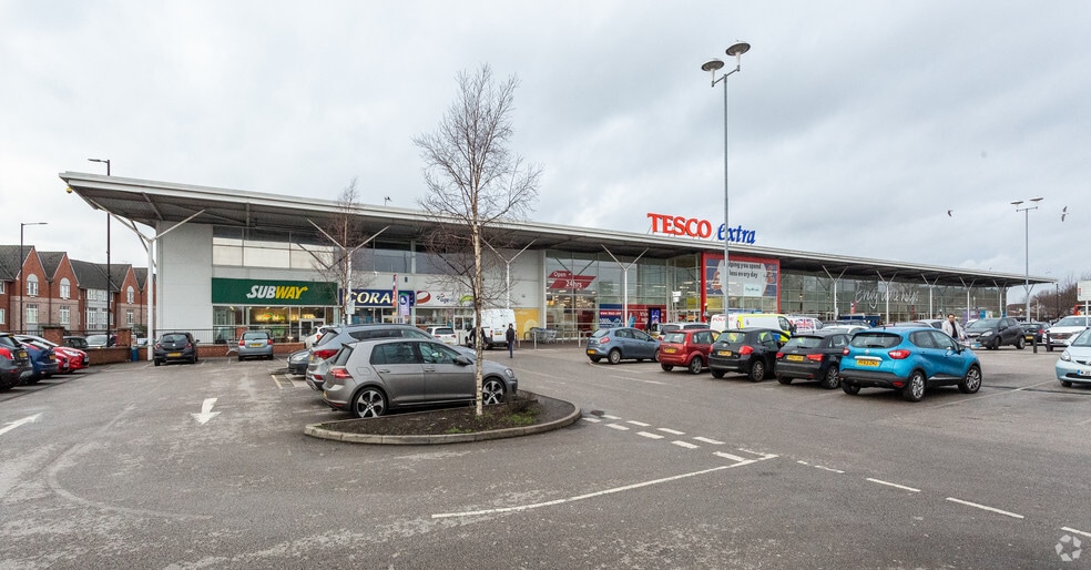 Hyde Rd, Manchester for sale - Primary Photo - Image 1 of 1