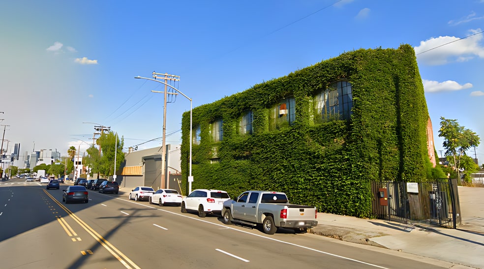 3430 S Hill St, Los Angeles, CA for lease - Building Photo - Image 1 of 7