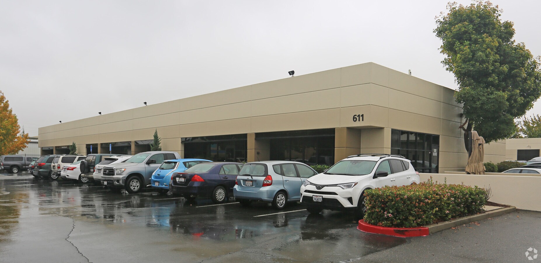 611627 McCormick St, San Leandro, CA 94577