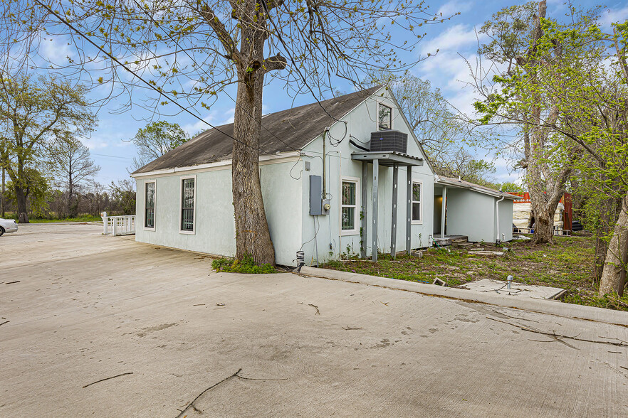 1326 Almeda Genoa Rd, Houston, TX for sale - Building Photo - Image 2 of 32