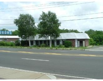 691 Boston Rd, Springfield, MA for sale - Building Photo - Image 1 of 3