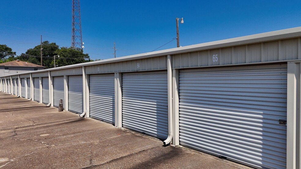50 N 13th St, Beaumont, TX for sale - Building Photo - Image 1 of 7