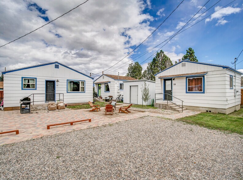 21 Laurel Ave, Bridgeport, CA 93517 Multifamily for Sale