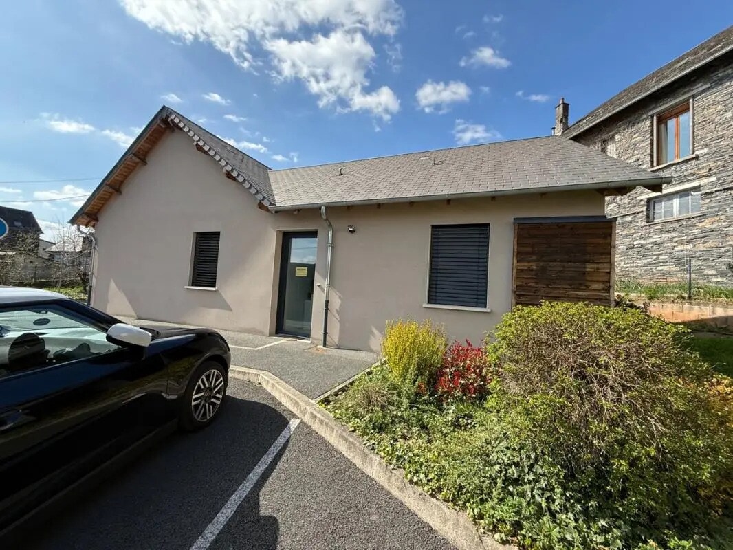 Flex in Allassac for sale Building Photo- Image 1 of 6