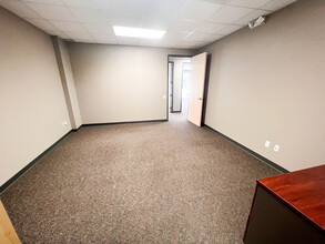 1509 W Wall St, Midland, TX for lease Interior Photo- Image 2 of 17