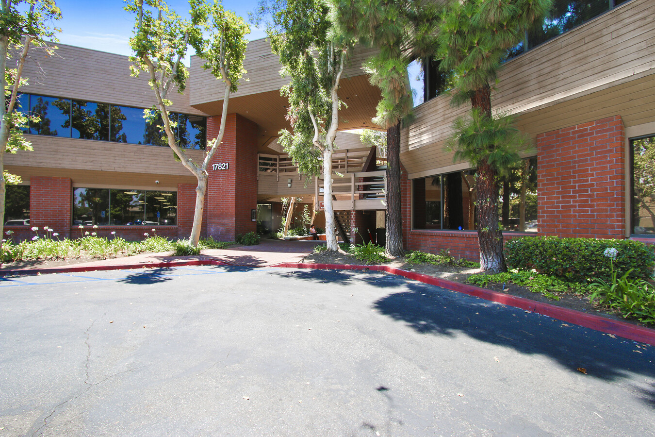 View Photo