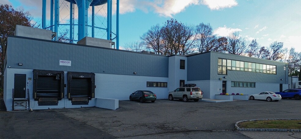 35 West St, East Hanover, NJ for lease - Building Photo - Image 2 of 4