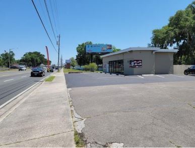 1416 E Silver Springs Blvd, Ocala, FL for lease - Building Photo - Image 2 of 5