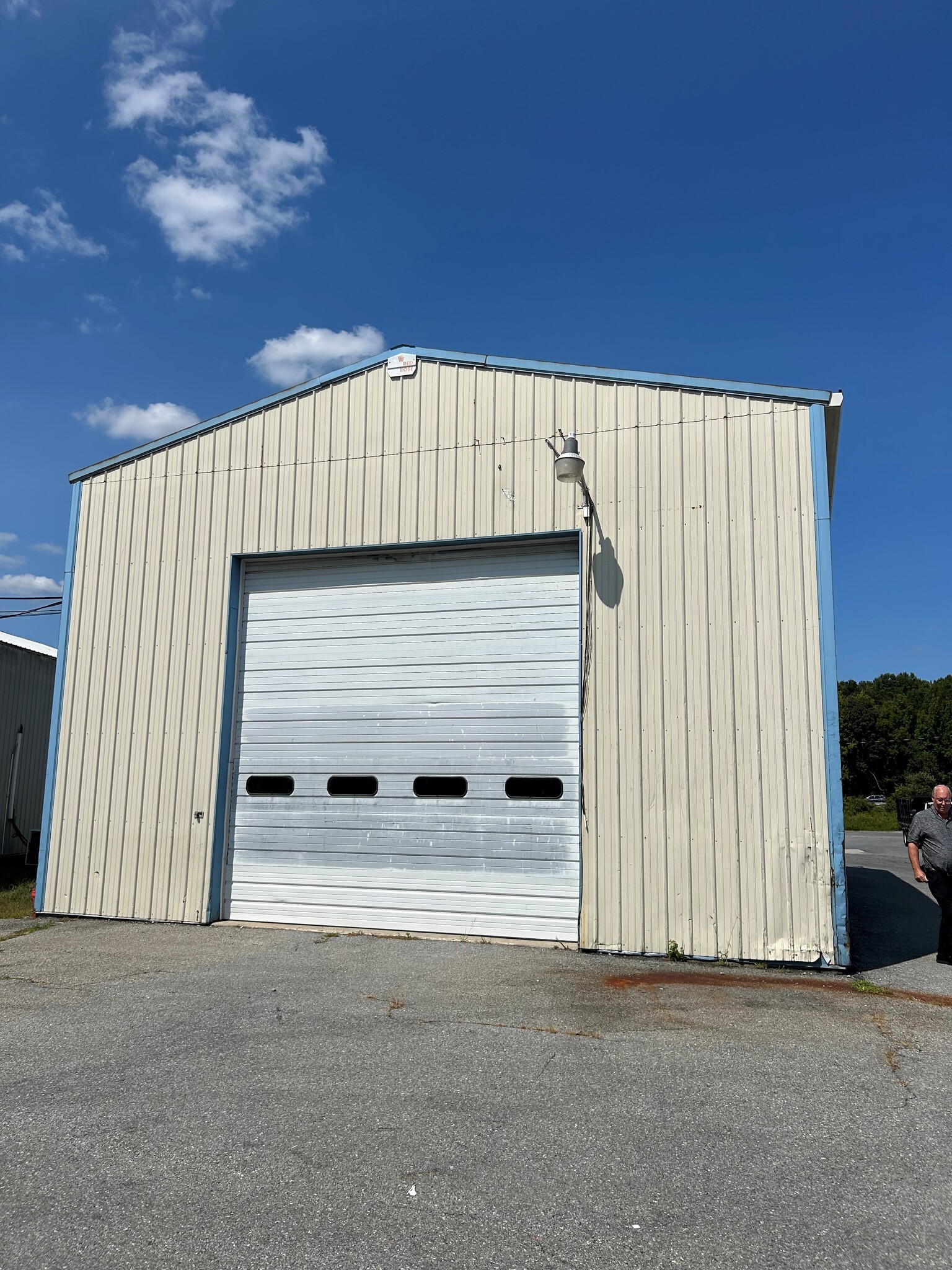 54 Albe Dr, Newark, DE for lease Building Photo- Image 1 of 1