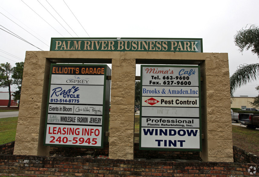 9633-9643 Palm River Rd, Tampa, FL for lease - Building Photo - Image 3 of 9