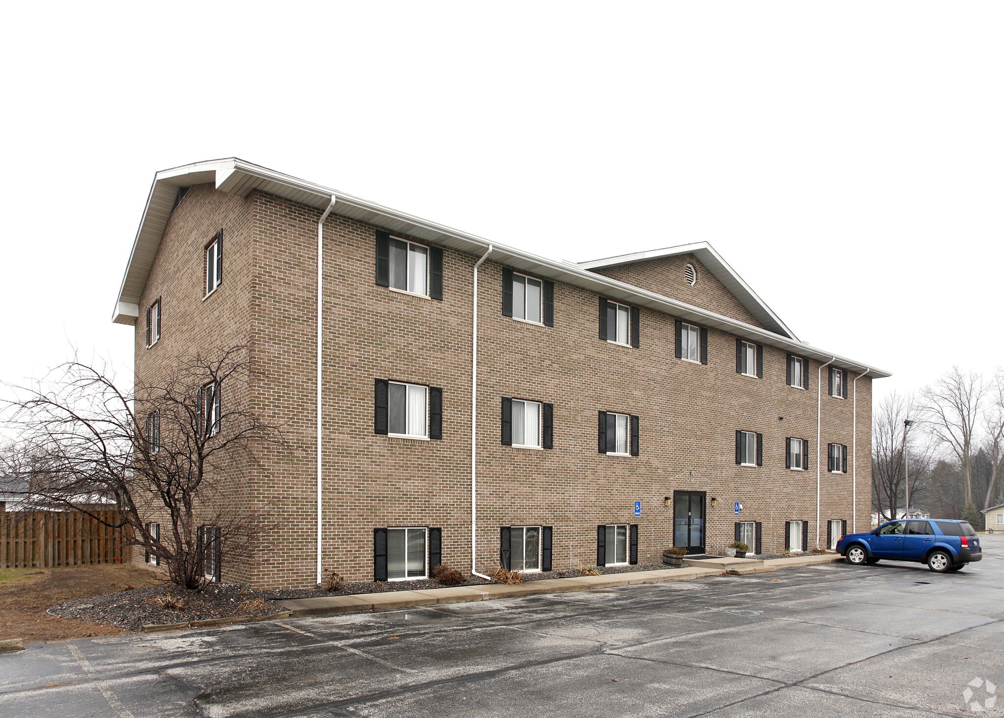 7628 Gratiot Rd, Saginaw, MI for sale Primary Photo- Image 1 of 11