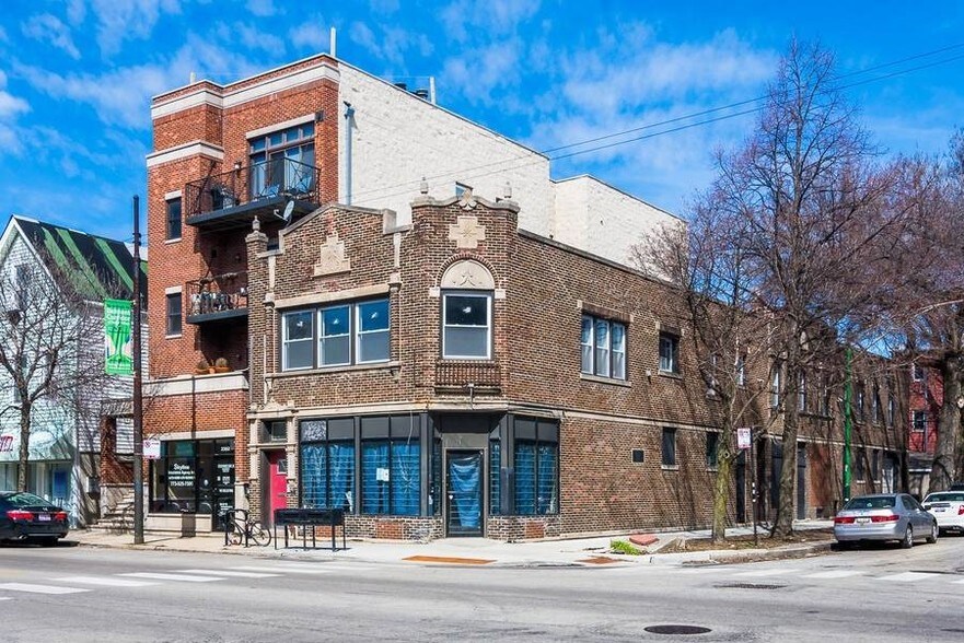2300 W Belmont Ave, Chicago, IL, 60618 Storefront Retail/Residential