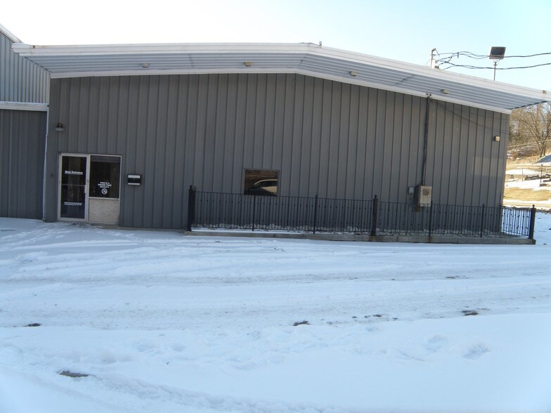 7500 Cannonsburg Rd, Catlettsburg, KY 41129