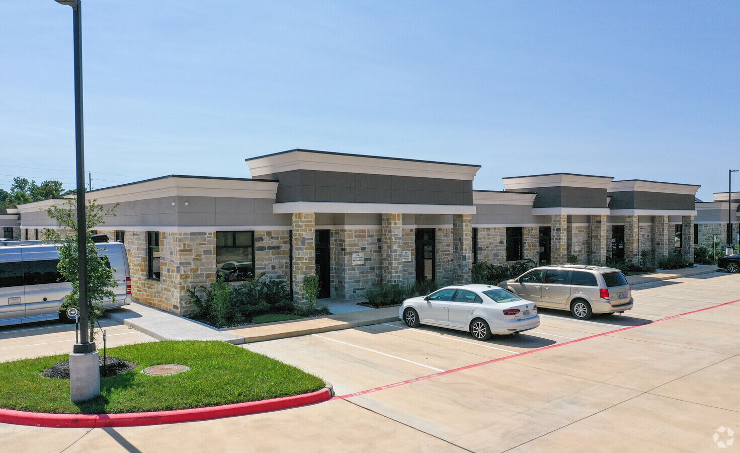 633 E Fernhurst Dr, Katy, TX 77450