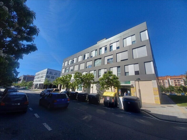 Retail in GASTEIZ for sale - Building Photo - Image 1 of 5