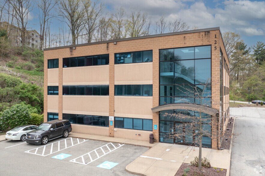 125 Warrendale Bayne Rd, Warrendale, PA 15086