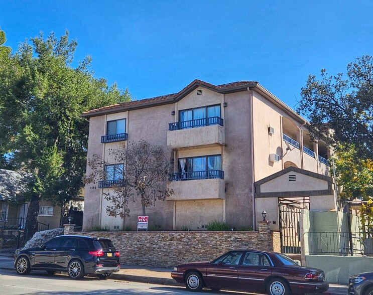 1590 N Fair Oaks Ave, Pasadena, CA for sale - Building Photo - Image 1 of 7