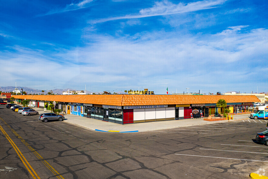 953 E Sahara Ave, Las Vegas, NV for lease - Building Photo - Image 2 of 5