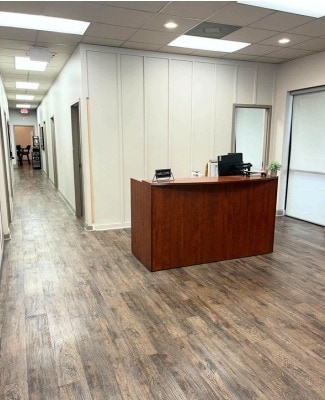 3227 Spottswood St, Raleigh, NC for lease Lobby- Image 1 of 4