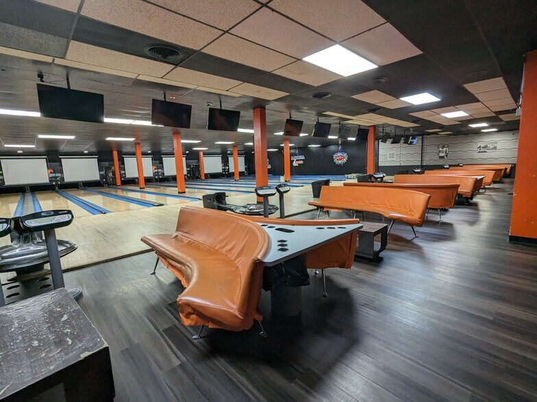 1820 E 30th St, Cleveland, OH 44114 Euphoria Restaurant & Oxygen