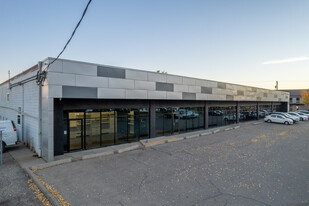 1122 40th Ave NE, Calgary AB - Warehouse