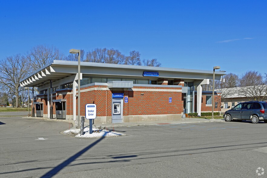 47127 Van Dyke Ave, Utica, MI 48317 Retail for Sale