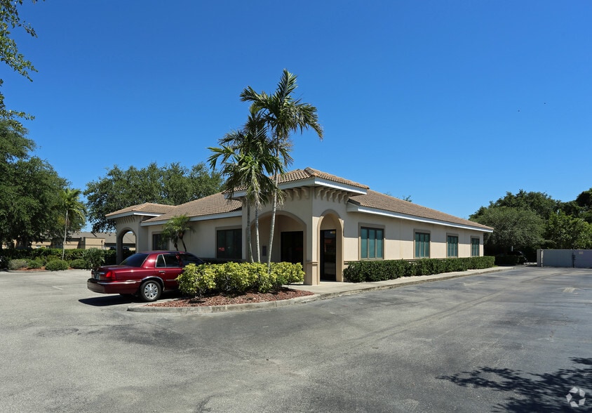 6503-6505 Cortez Rd, Bradenton, FL for sale - Primary Photo - Image 1 of 1