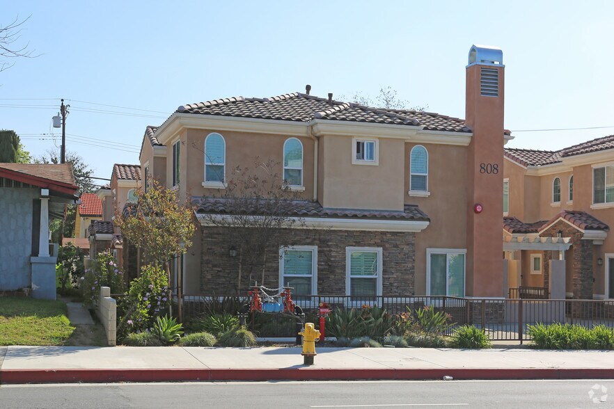 808 N Garfield Ave, Alhambra, CA 91801