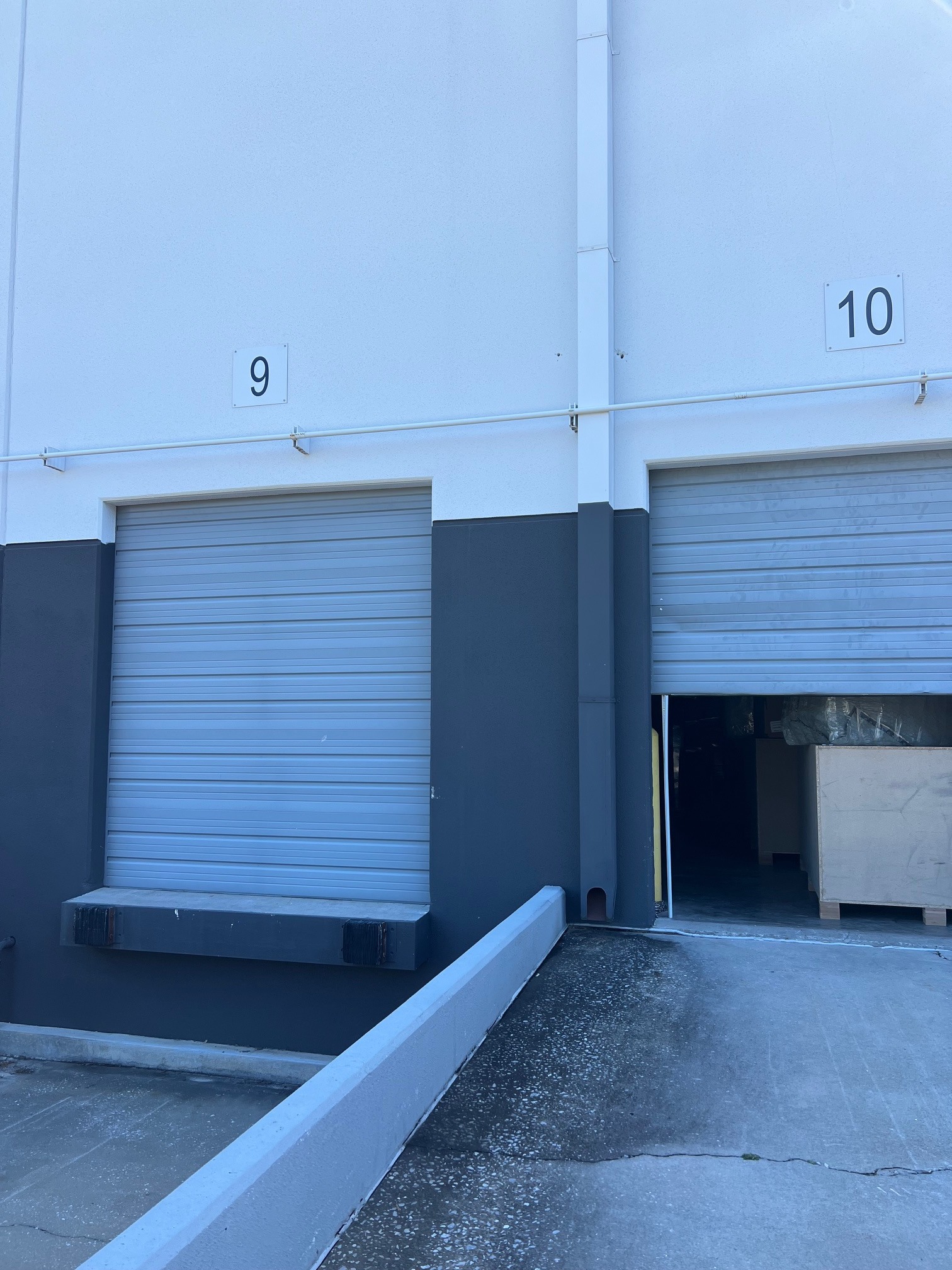 9420 Delegates Dr, Orlando, FL for lease Interior Photo- Image 1 of 7