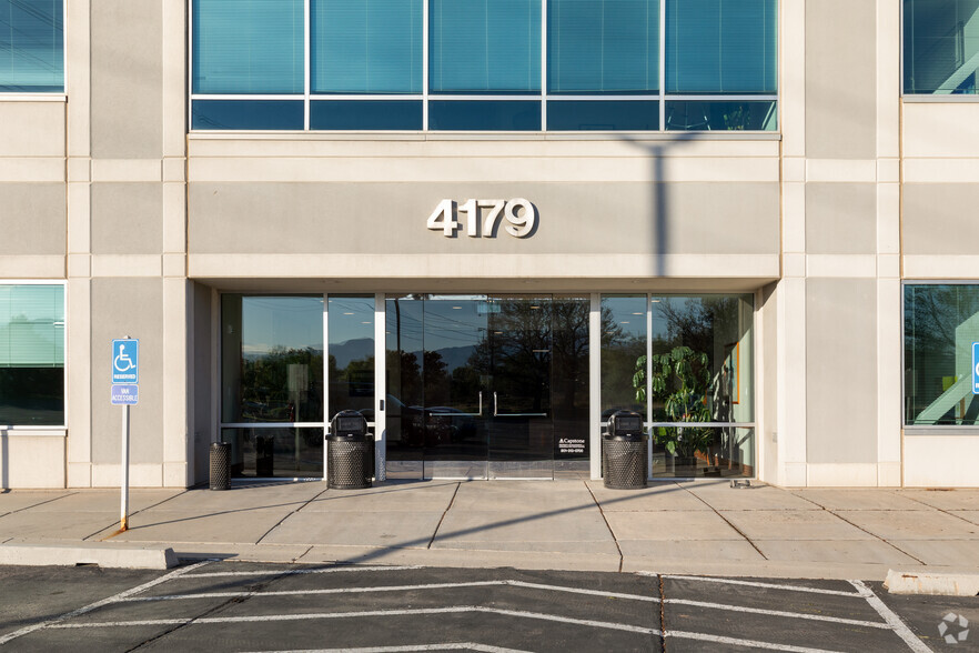 4179 S Riverboat Rd, Salt Lake City, UT for lease - Building Photo - Image 3 of 5