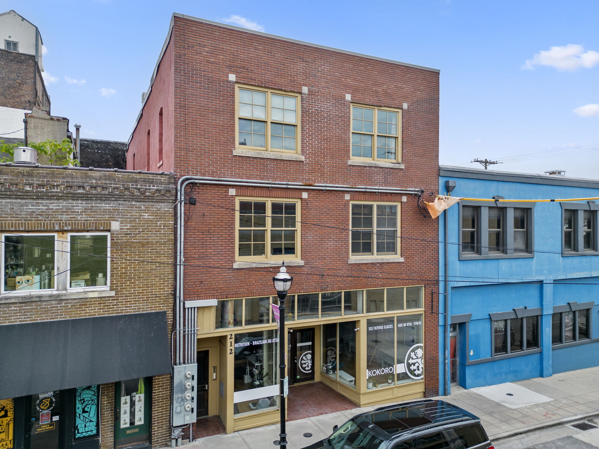 212 W McDaniel St, Springfield, MO for lease Building Photo- Image 1 of 30