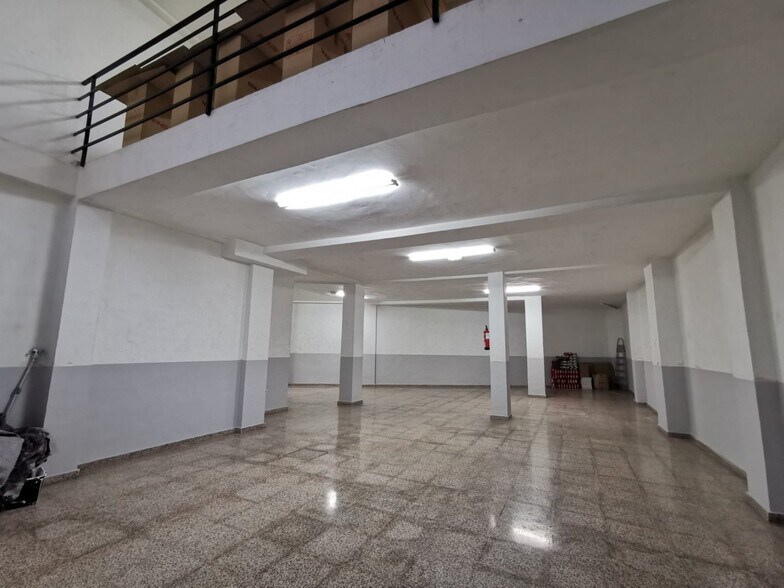 Multifamily in Elche, Alicante for sale - Interior Photo - Image 2 of 8
