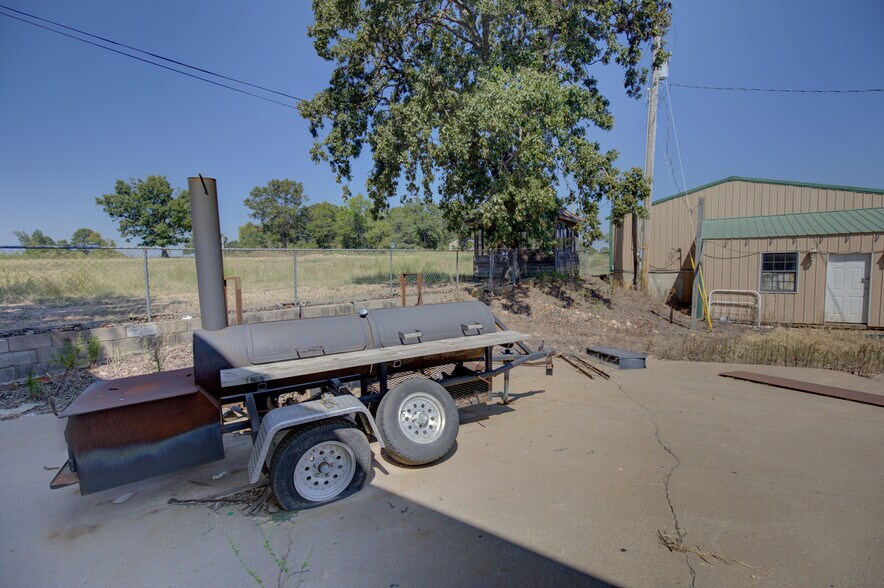 23591 Highway 51, Tahlequah, OK 74464 Industrial for Sale