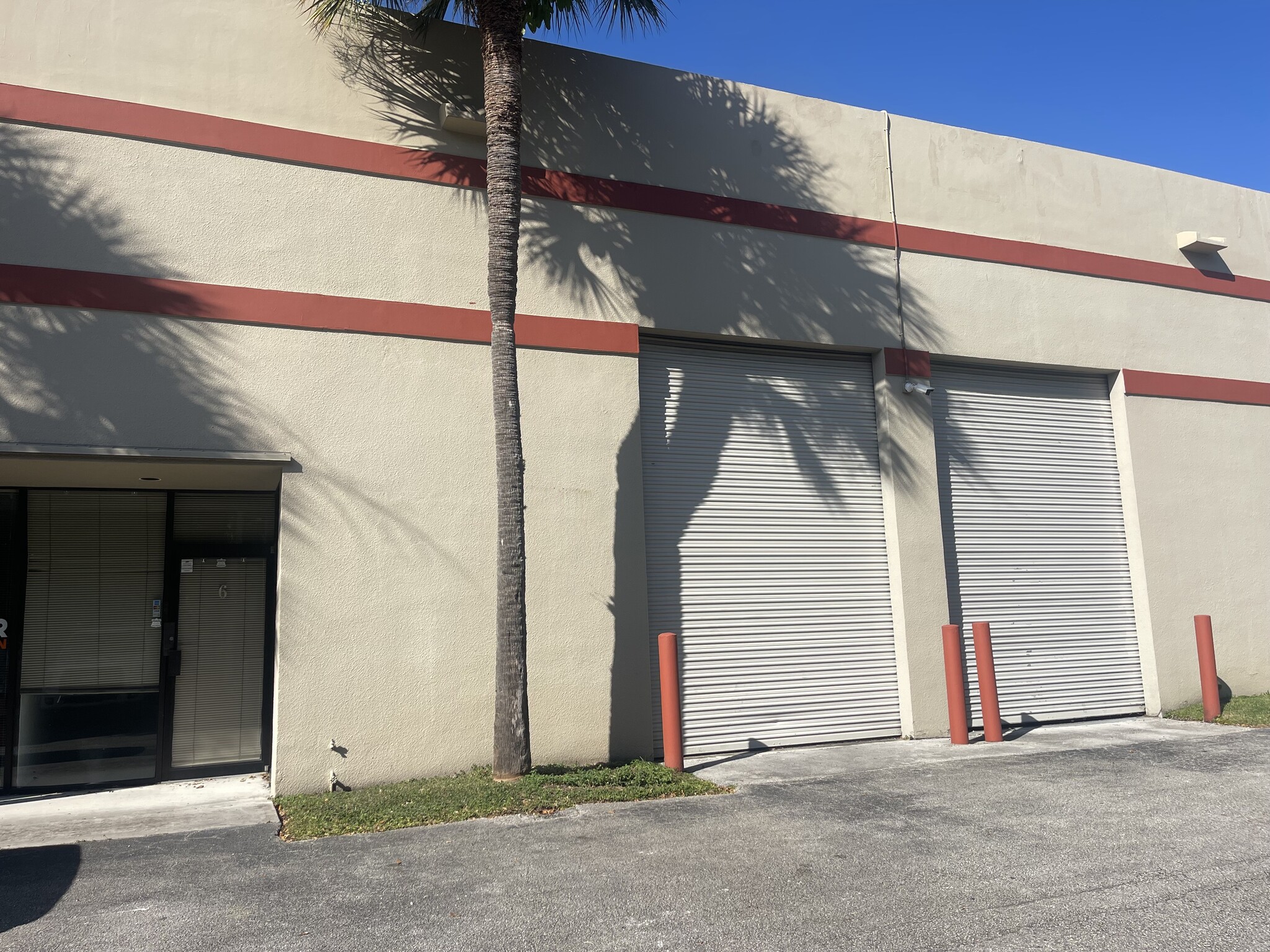 1120 Holland Dr, Boca Raton, FL for lease Building Photo- Image 1 of 10