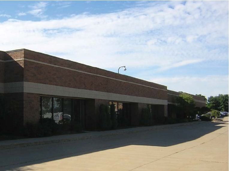 1549 Boettler Rd, Uniontown, OH for lease - Building Photo - Image 3 of 11