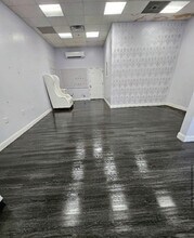 21 Mill St, Paterson, NJ for lease Interior Photo- Image 2 of 4