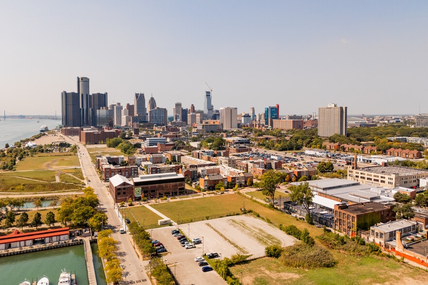 1938 Franklin St, Detroit, MI for lease - Building Photo - Image 3 of 33