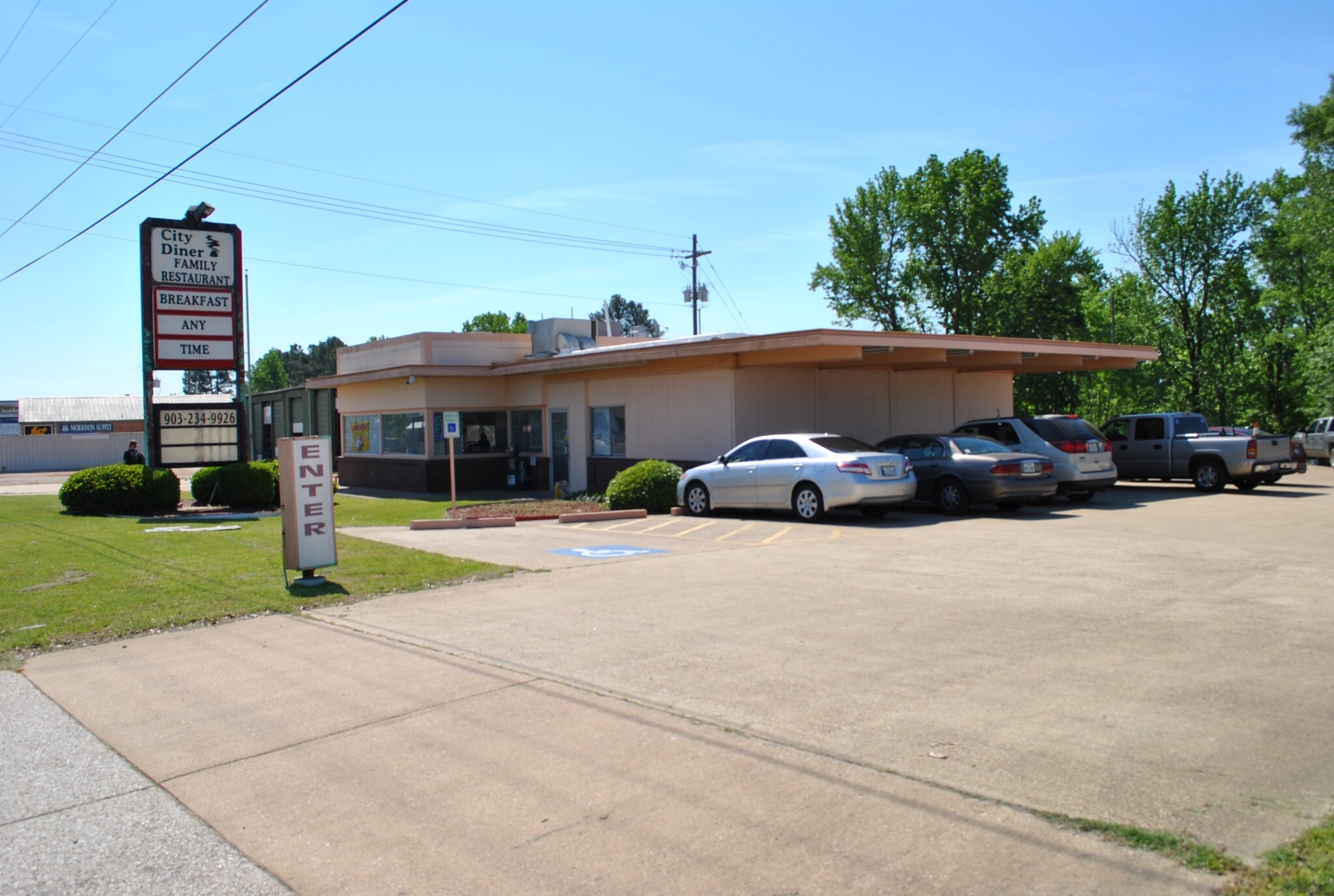 1226 W Marshall Ave, Longview, TX 75604