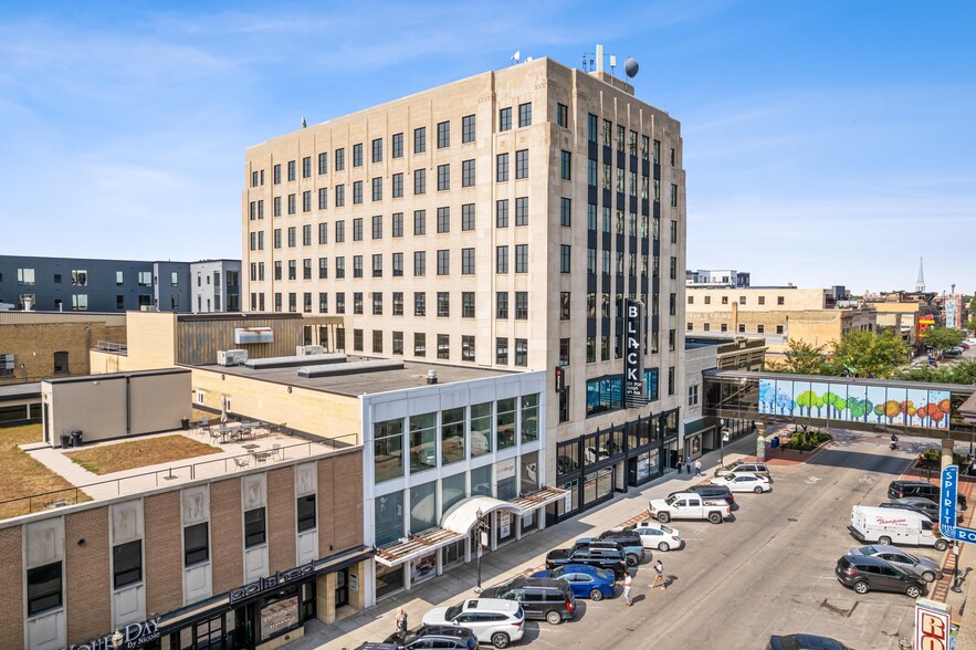 118 N Broadway, Fargo, ND for sale - Building Photo - Image 1 of 11